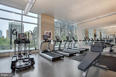 Luxury Living at The Ritz-Carlton Residences | Furnished | Prime - photo 36
