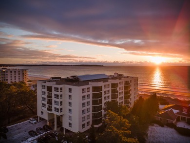 Nestled between Pine Point and Old Orchard Beach pier, this