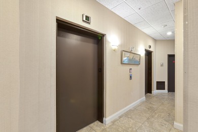 Nestled between Pine Point and Old Orchard Beach pier, this