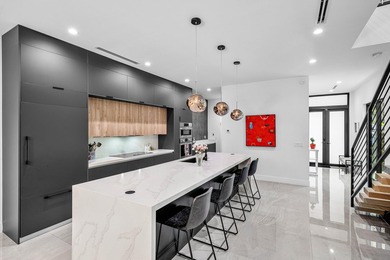 NO HOA! Built in 2023 and impeccably upgraded throughout, this - photo 12