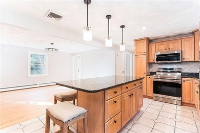 This beautifully updated, turn-key Colonial perfectly pairs - photo 14