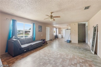 Investor Special! This 3-bedroom, 1.5-bath home located in - photo 22