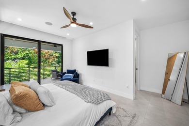 NO HOA! Built in 2023 and impeccably upgraded throughout, this - photo 28
