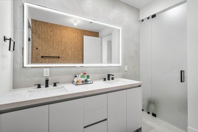 NO HOA! Built in 2023 and impeccably upgraded throughout, this - photo 30