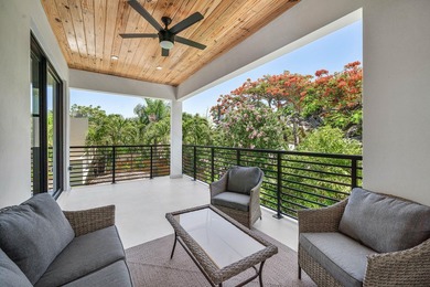 NO HOA! Built in 2023 and impeccably upgraded throughout, this - photo 32