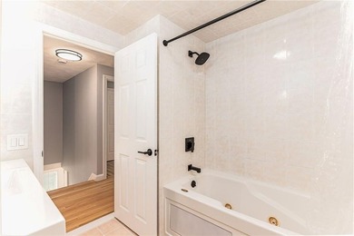 This beautifully updated, turn-key Colonial perfectly pairs - photo 33