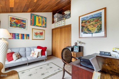 Welcome to your coastal retreat! Beautiful ocean view home just - photo 35