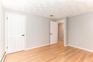 This beautifully updated, turn-key Colonial perfectly pairs - photo 36