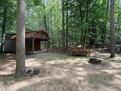 Enjoy your own Up North getaway on this 0.33-acre recreational - photo 4