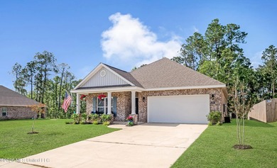 Welcome to this inviting home, where comfort meets thoughtful - photo 1