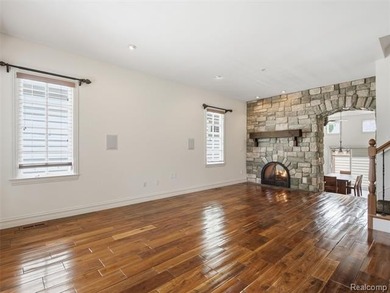 A rare Forester Square trifecta; quality craftsmanship, meets - photo 6