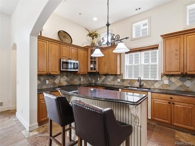 A rare Forester Square trifecta; quality craftsmanship, meets - photo 9