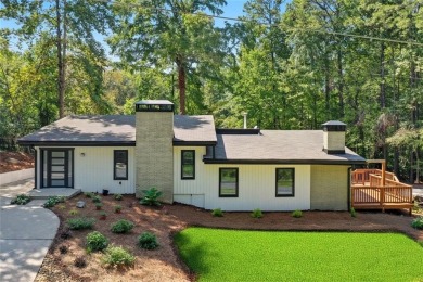 Lake Home For Sale in Woodstock, Georgia