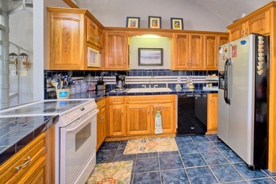 TURNKEY WATERFRONT on 2 pristine acres! This FULLY FURNISHED - photo 15