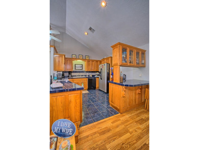 TURNKEY WATERFRONT on 2 pristine acres! This FULLY FURNISHED - photo 16