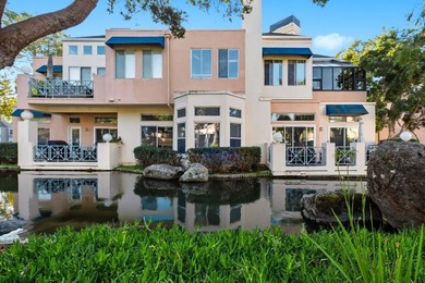 A rare opportunity to own a beautifully single-level residence - photo 1