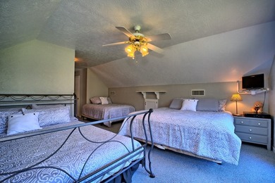 TURNKEY WATERFRONT on 2 pristine acres! This FULLY FURNISHED - photo 22