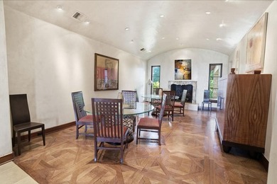 This is truly a home without equal in Fredericksburg! Your very - photo 23