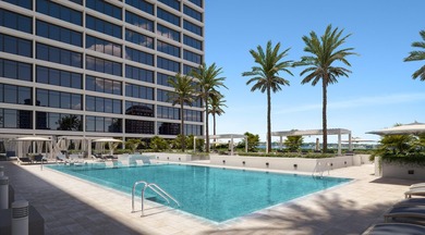 Sleek, modern and luxuriously fully renovated unit. Three - photo 25