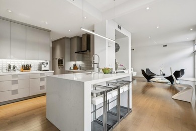 A rare opportunity to own a beautifully single-level residence - photo 9
