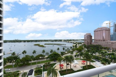 Sleek, modern and luxuriously fully renovated unit. Three - photo 35