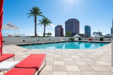 Sleek, modern and luxuriously fully renovated unit. Three - photo 39