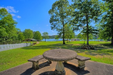 TURNKEY WATERFRONT on 2 pristine acres! This FULLY FURNISHED - photo 41