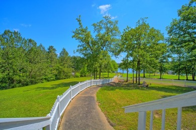 TURNKEY WATERFRONT on 2 pristine acres! This FULLY FURNISHED - photo 44