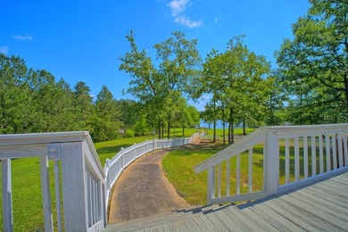 TURNKEY WATERFRONT on 2 pristine acres! This FULLY FURNISHED - photo 45
