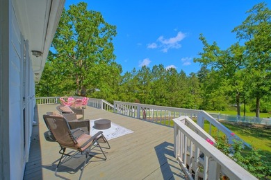 TURNKEY WATERFRONT on 2 pristine acres! This FULLY FURNISHED - photo 46