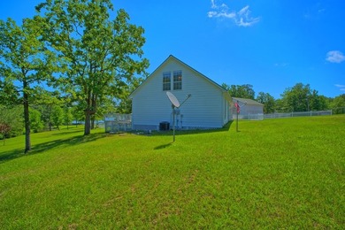 TURNKEY WATERFRONT on 2 pristine acres! This FULLY FURNISHED - photo 49