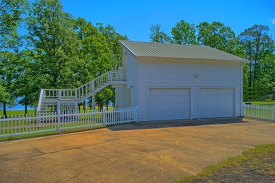 TURNKEY WATERFRONT on 2 pristine acres! This FULLY FURNISHED - photo 51