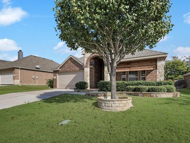 Lake Lewisville Home For Sale in Oak Point Texas