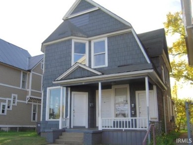 St. Joseph River Home Sale Pending in Elkhart Indiana