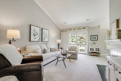 You will Appreciate the UPDATES, TASTEFUL DECORATING, and - photo 2