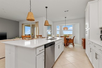 TURNKEY FURNISHED AND MOVE-IN READY! This rarely available - photo 6
