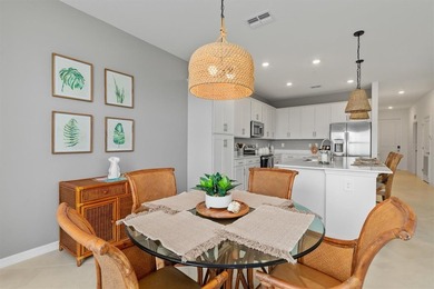 TURNKEY FURNISHED AND MOVE-IN READY! This rarely available - photo 8