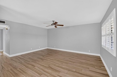 Stunning Fully Renovated 2-Bedroom, 2-Bath Condo with - photo 9