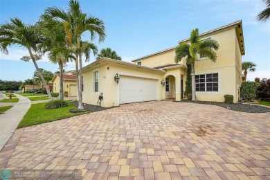 (private lake, pond, creek) Home For Sale in West Palm Beach Florida