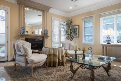 Spectacular views, top-quality finishes in private country club