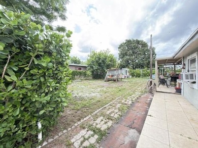 Rare opportunity to own a home on an oversized 0.28-acre lot in - photo 12