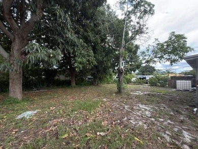 Rare opportunity to own a home on an oversized 0.28-acre lot in - photo 14