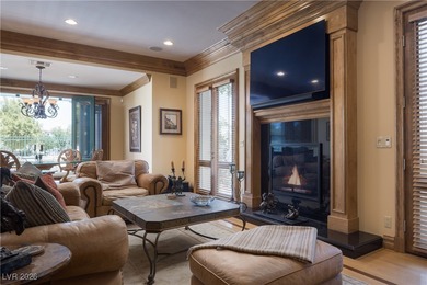 Spectacular views, top-quality finishes in private country club