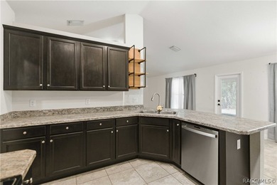 SELLERS SAY *BRING YOUR OFFER!* HUGE PRICE REDUCTION! This - photo 21