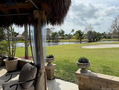 Welcome to paradise, where stunning views and comfort come - photo 21