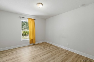 SELLERS SAY *BRING YOUR OFFER!* HUGE PRICE REDUCTION! This - photo 34