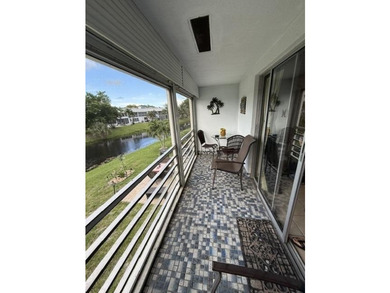 Second floor 1 1.5 in Markham section. Non-rental bldg. Water - photo 10