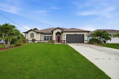 Rotonda West Lakes and Canals Home Sale Pending in Rotonda West Florida