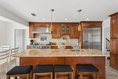 Welcome to one of Hewlett Harbor's finest waterfront offerings - - photo 15