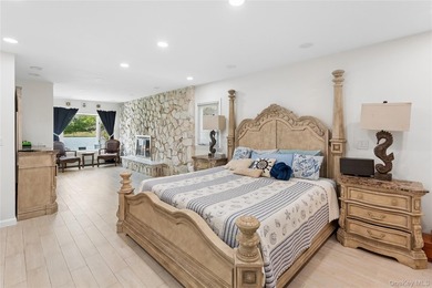 Welcome to one of Hewlett Harbor's finest waterfront offerings - - photo 18
